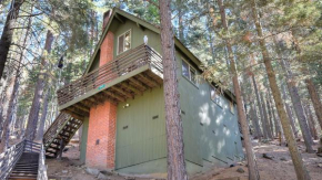 Hawks Nest Lodge